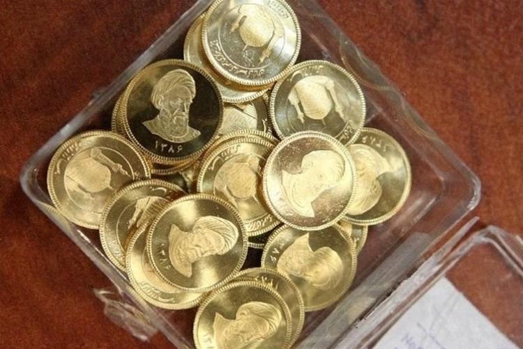 کشف و ضبط 195 سکه طلا در فرودگاه امام خمینی